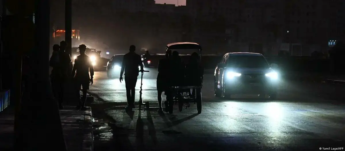 На Кубі без світла залишилися понад 10 мільйонів людей через новий блекаут