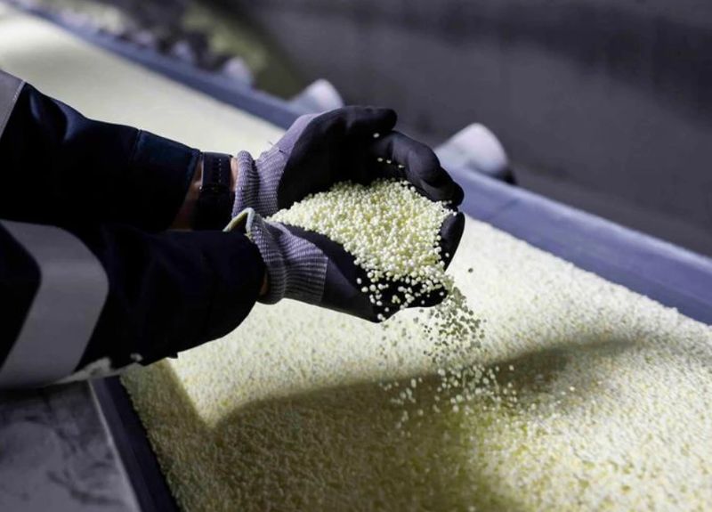 Зростання цін на добрива та проблеми сівби: аналіз впливу ситуації на Близькому Сході на світове сільське господарство