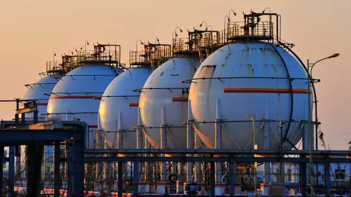 Ціни на газ у Європі злетіли після погроз Трампа блокадою Ормузької протоки
