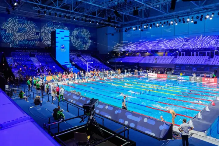 World Aquatics зняла санкції з російських та білоруських плавців