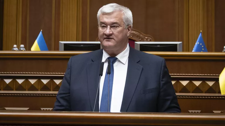 За кордоном перебувають близько восьми мільйонів українців, заявив глава МЗС України Андрій Сибіга