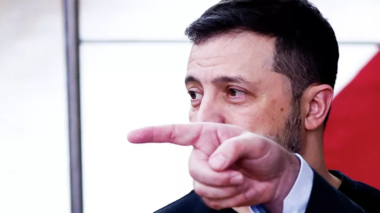 "На межі". Депутат Ради зробив різку заяву про повалення Зеленського