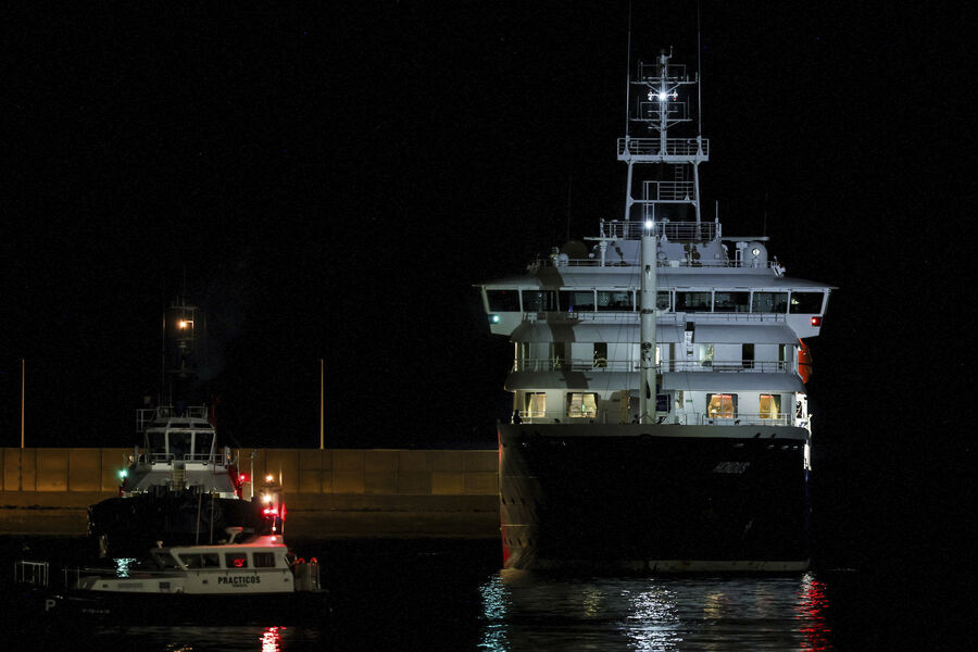 Почалася евакуація пасажирів лайнера Mv Hondius після спалаху хантавірусу