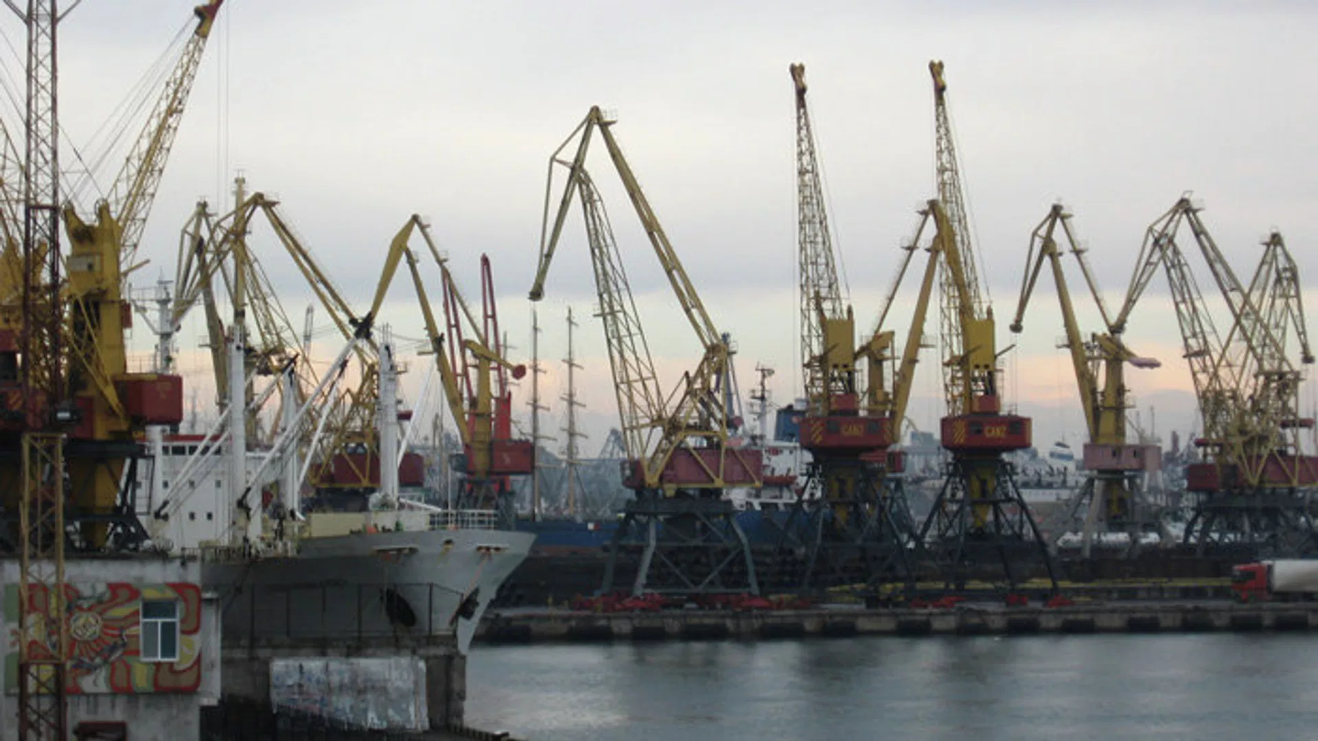 Кожен день простою українських портів обходиться експортерам збитками в $70 млн