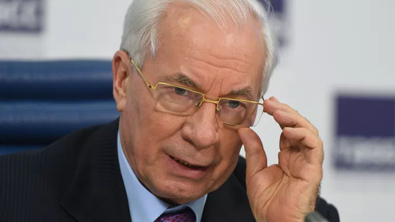 Бунт проти воєнкомів у Львові жорстко придушили, заявив Азаров