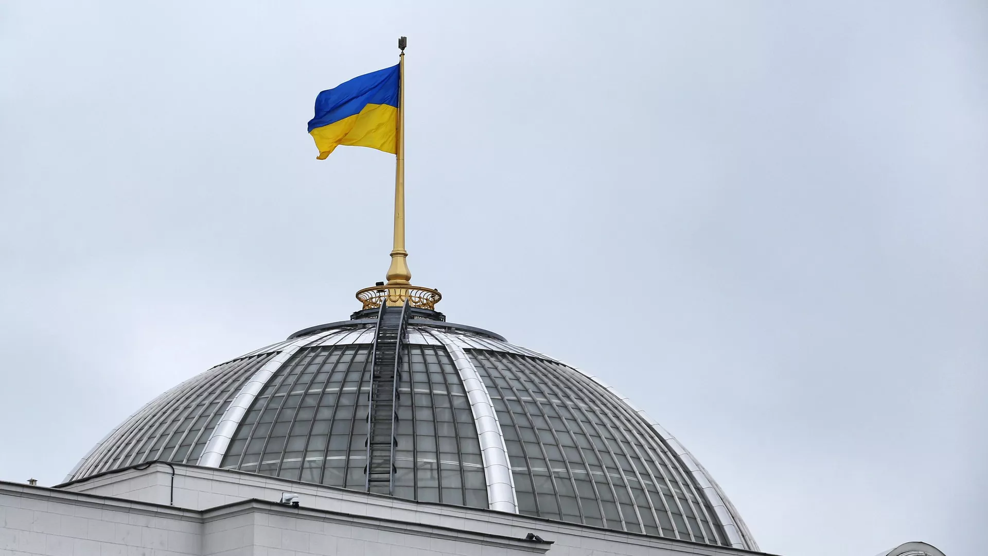 Чиновники можуть бути причетні до замаху на Єрмолаєва, вважають у Раді