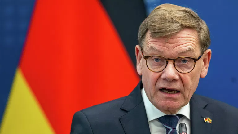 Глава МЗС ФРН назвав поточний момент відповідним для переговорів по Україні