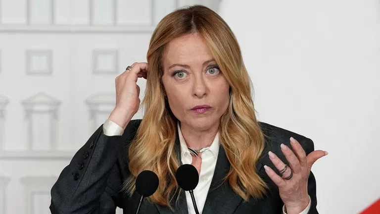 Repubblica: оточення Мелоні сумнівається в корисності самітів по Україні