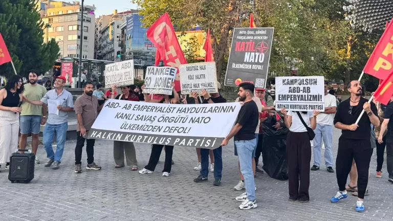 У центрі Стамбула пройшла акція проти саміту НАТО