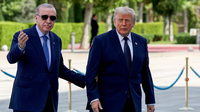 Ердоган і Трамп обговорили розвиток співпраці в оборонній промисловості