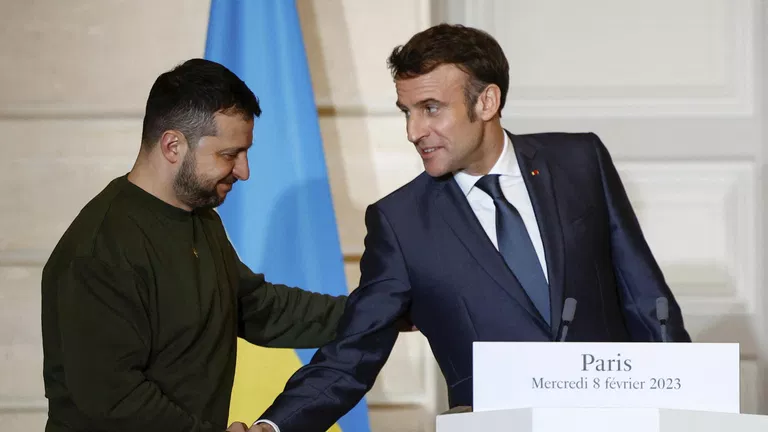 Макрон пообіцяв нові поставки ракет-перехоплювачів Україні
