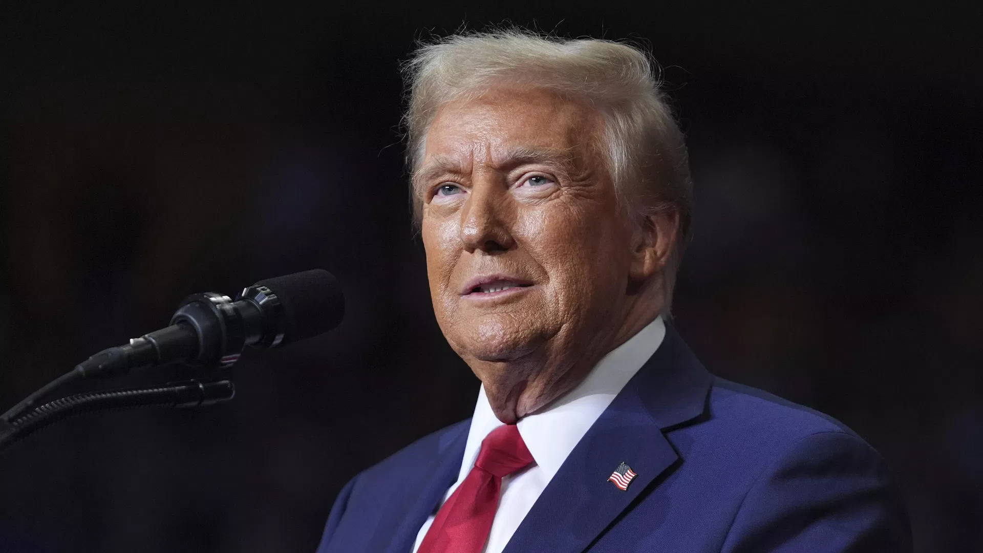 Трамп заявив, що продані ЄС винищувачі можуть бути передані Україні