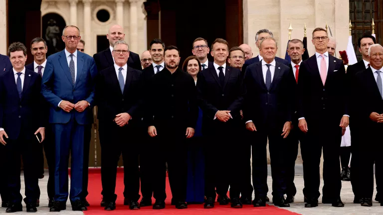 Telegraph: коаліція бажаючих помирає через відсутність чіткого лідерства