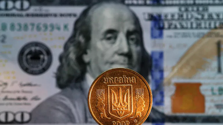 Україна з початку року виплатила кредиторам більше п'яти мільярдів доларів