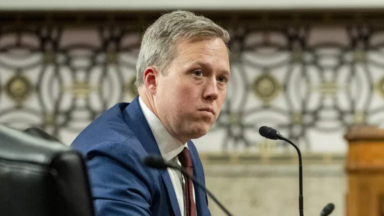 Колишній міністр армії США Ден Дрісколл знаходиться в Києві, пишуть ЗМІ