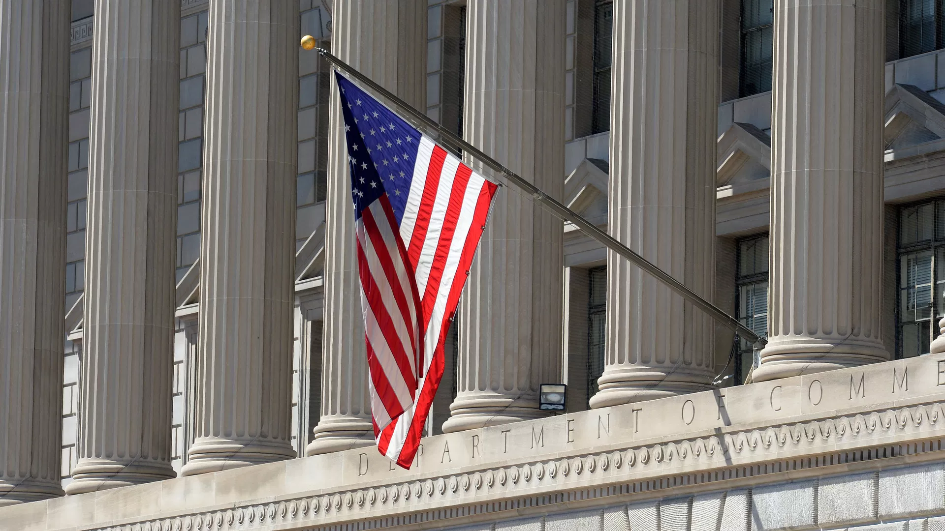 Фонд США і України уклав першу угоду з критично важливих мінералів